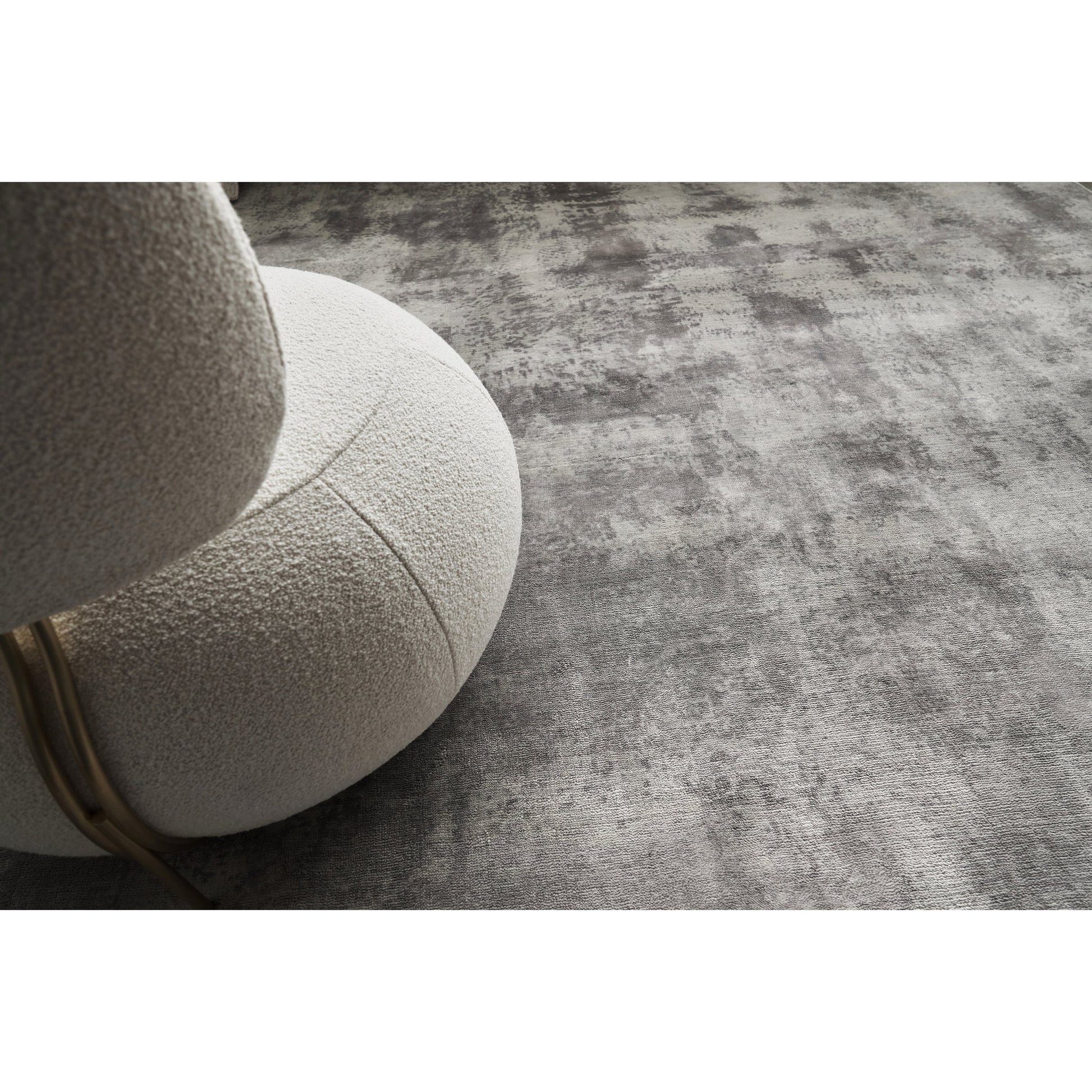 Antolini Area Rug by Exquisite Rugs in gray. Made from bamboo silk in a unique style.