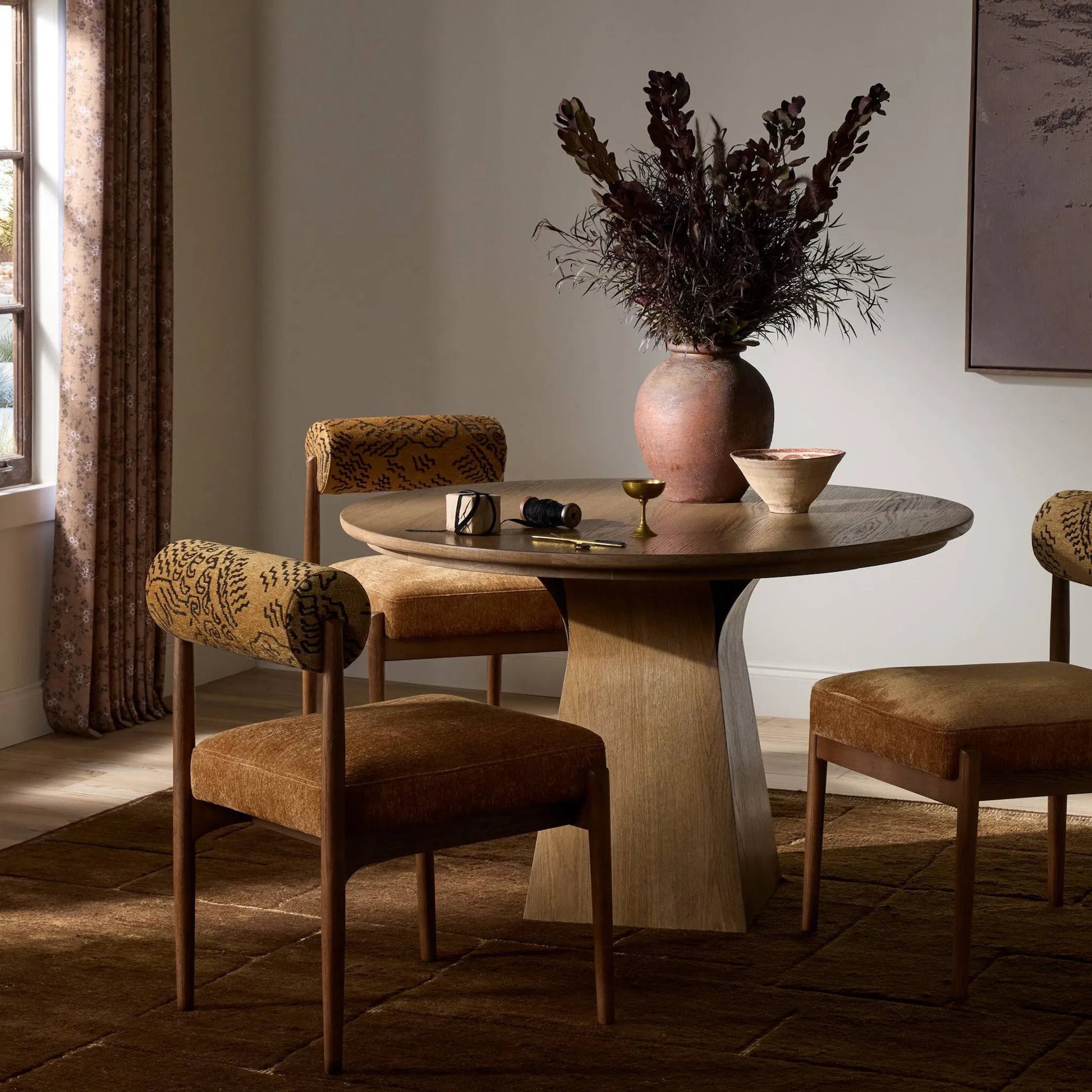 Isabella Dining Table by Four Hands in warm natural oak veneer. Made from oak veneer, solid oak in a unique style.