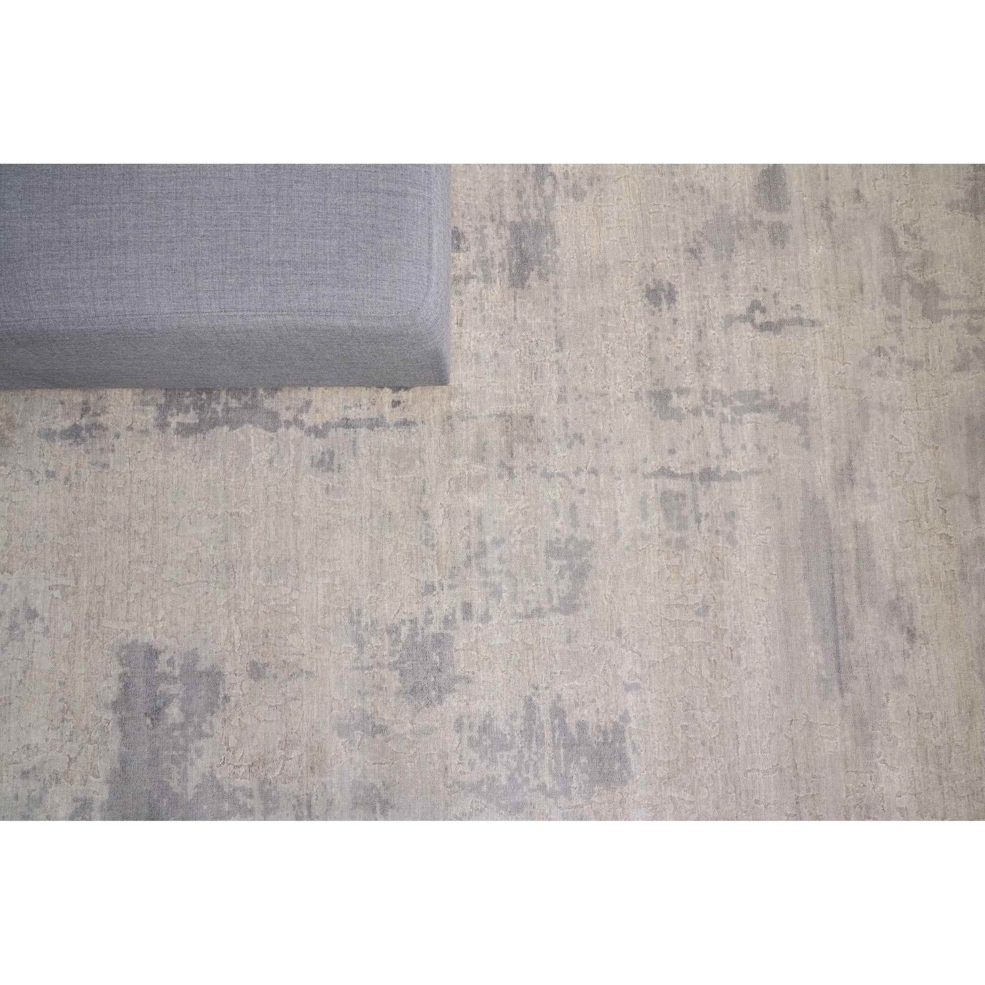 Roset Rug by Exquisite Rugs in silver, gray. Made from bamboo silk in a unique style.