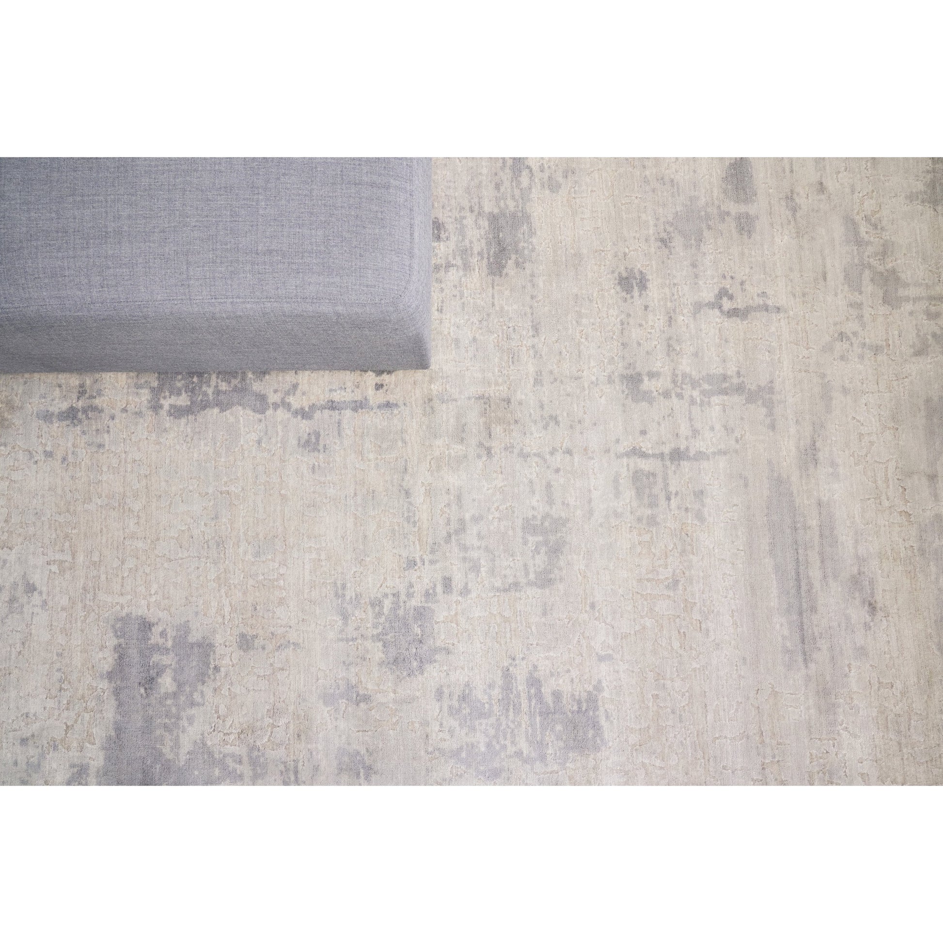 Roset Rug by Exquisite Rugs in silver, gray. Made from bamboo silk in a unique style.