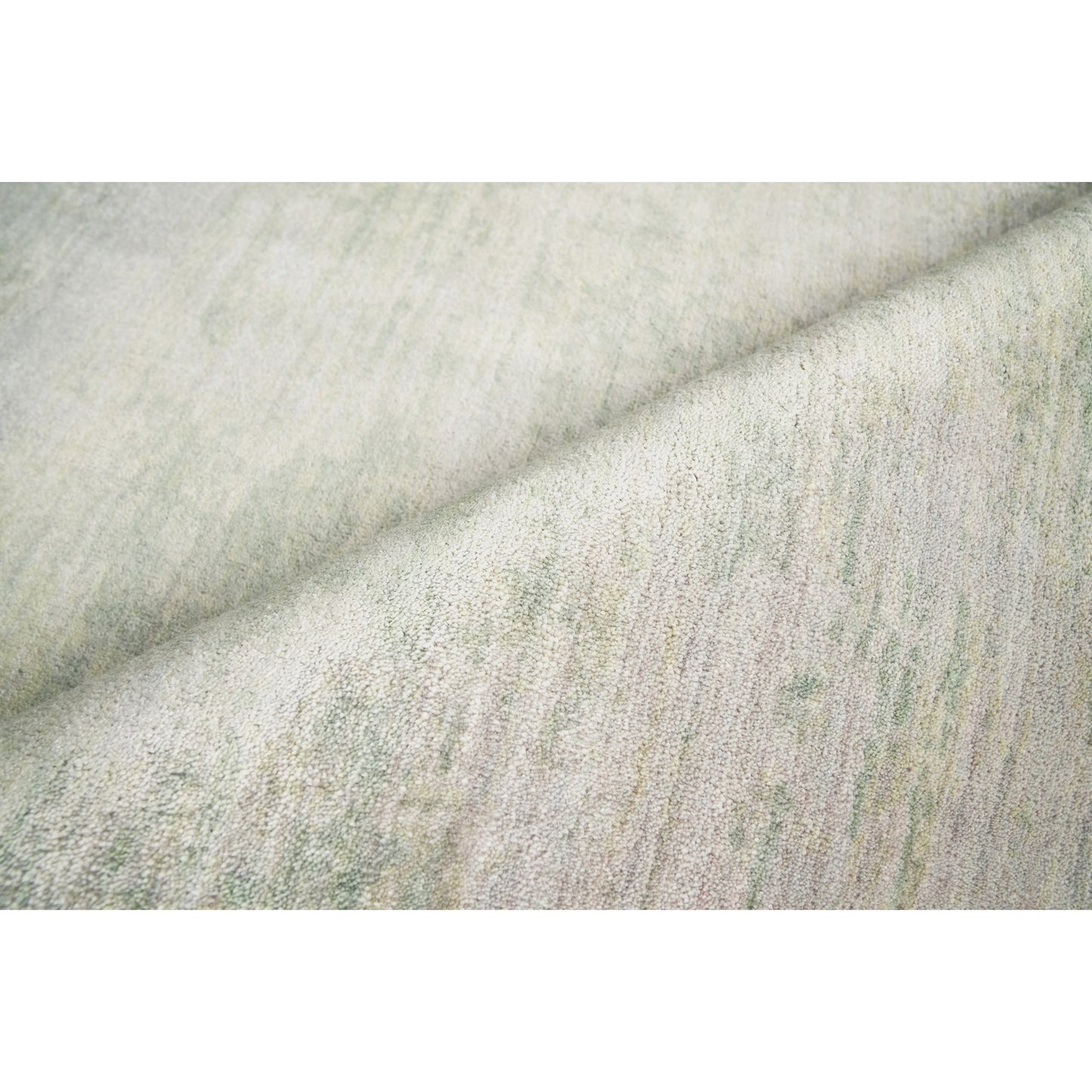 002 SI-1828054,SI-1828055 | Closeup | Enzo 2525 Rug by Exquisite Rugs in beige, green. Made from bamboo silk in a unique style.