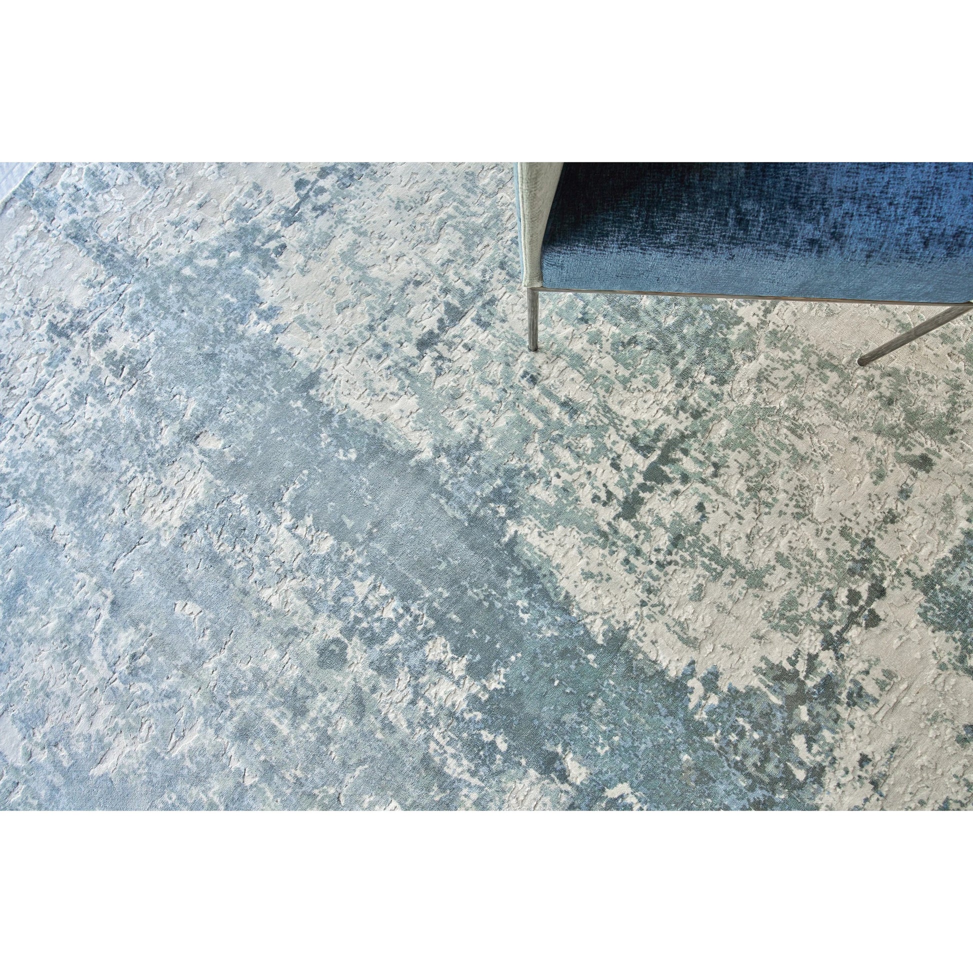 Roset Rug by Exquisite Rugs in blue, ivory. Made from bamboo silk in a unique style.