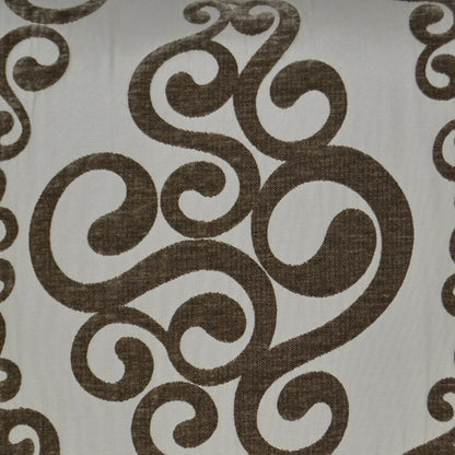 Harpo Pillow by DV Kap Home. Made from 75% polyester, 22% acrylic, 3% viscose in a traditional style.