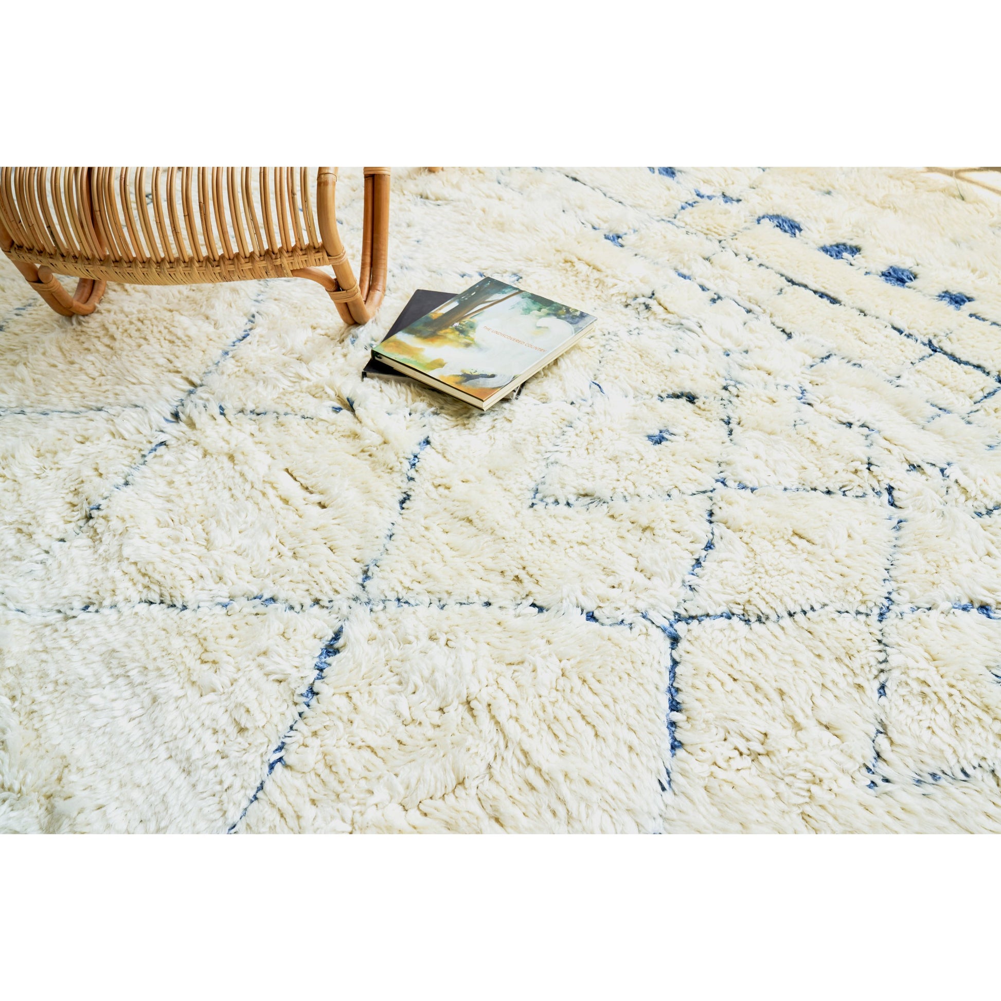 Moroccan 2563 Rug by Exquisite Rugs in ivory, blue. Made from new zealand wool in a unique style.