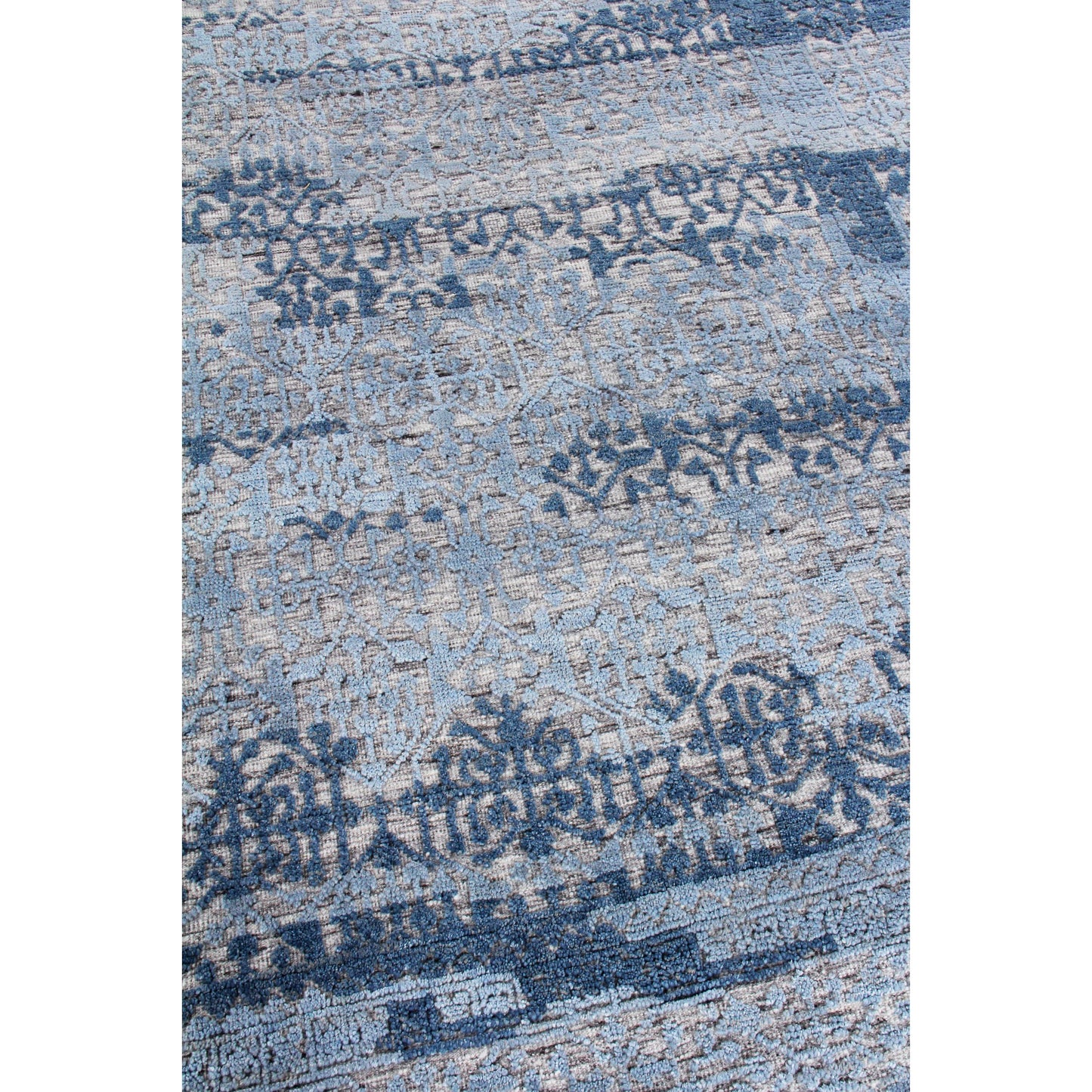 023 SI-1827387,SI-1827390,SI-1827392 | Closeup | Cadence Rug by Exquisite Rugs. Made from wool, bamboo silk in a unique style.