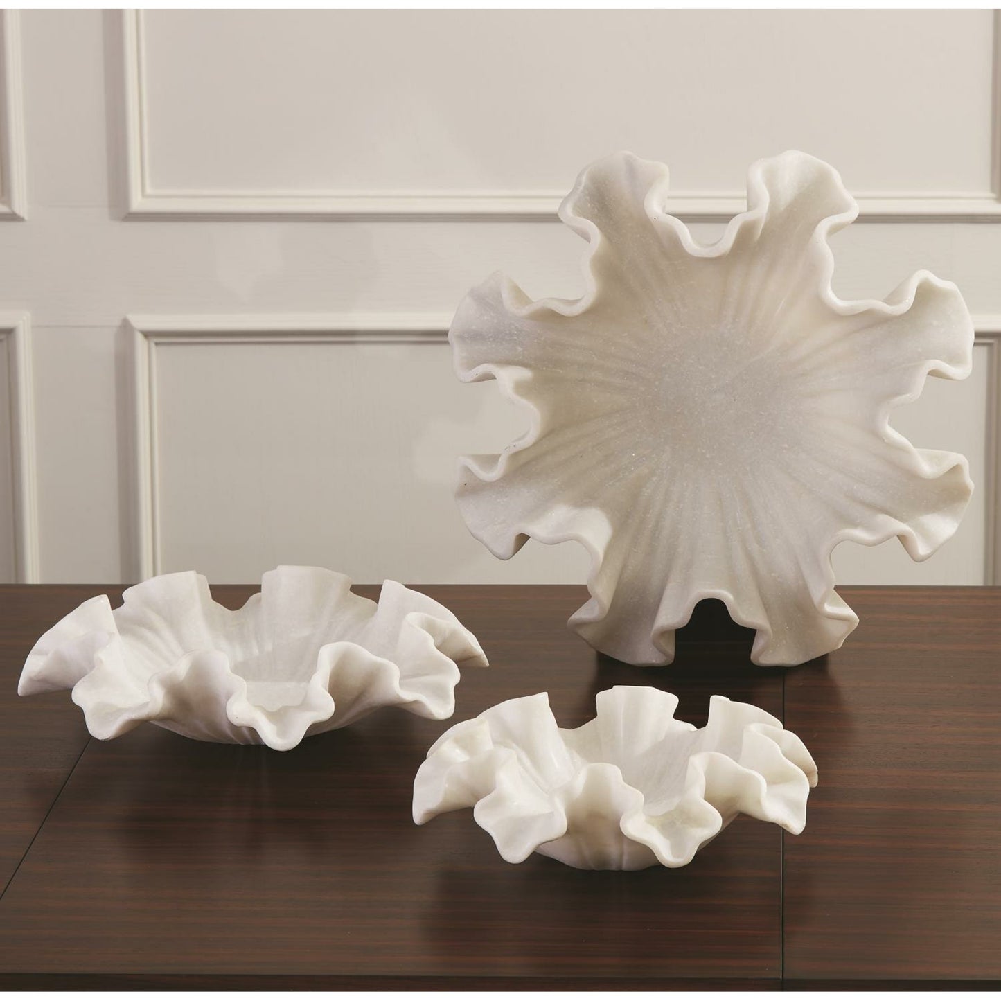 004 SR-892476 | Lifestyle | Marble Ruffle Bowl by Global Views in white. Made from rajnagar marble in a coastal style.