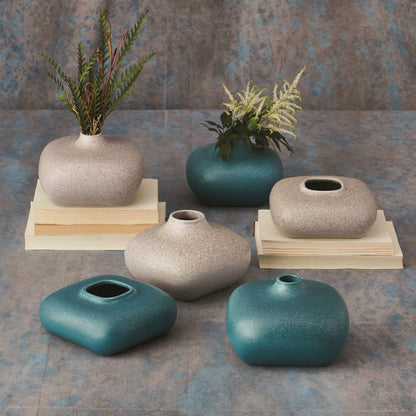 Modernist Chic Vase by Global Views in white. Made from plaster in a eclectic & global style.