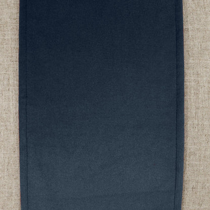 Jefferson Pillow by DV Kap Home. Made from 55% linen, 45% viscose in a transitional style.