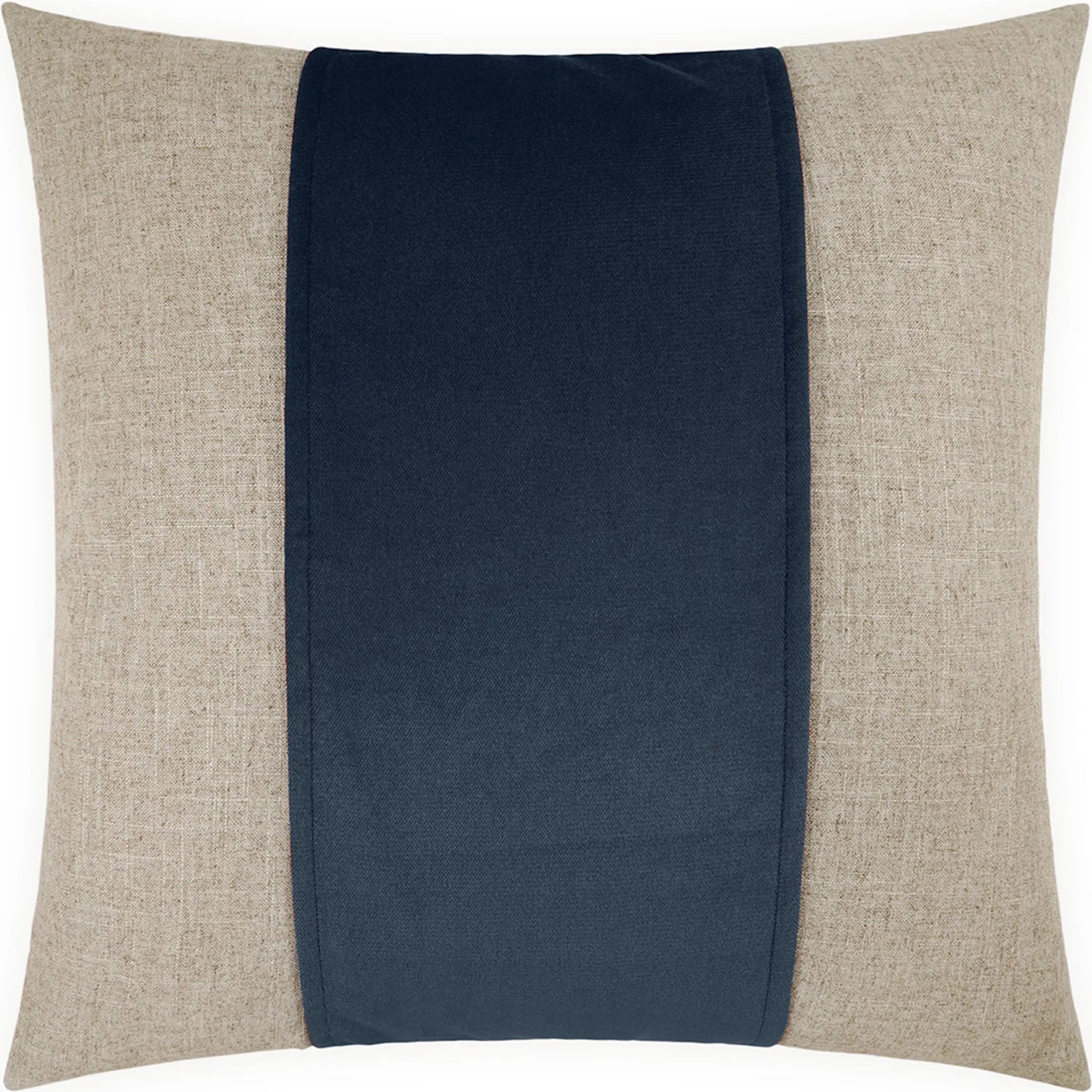Jefferson Pillow by DV Kap Home. Made from 55% linen, 45% viscose in a transitional style.