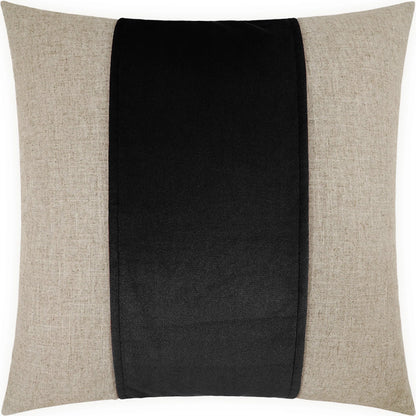 Jefferson Pillow by DV Kap Home. Made from 55% linen, 45% viscose in a transitional style.