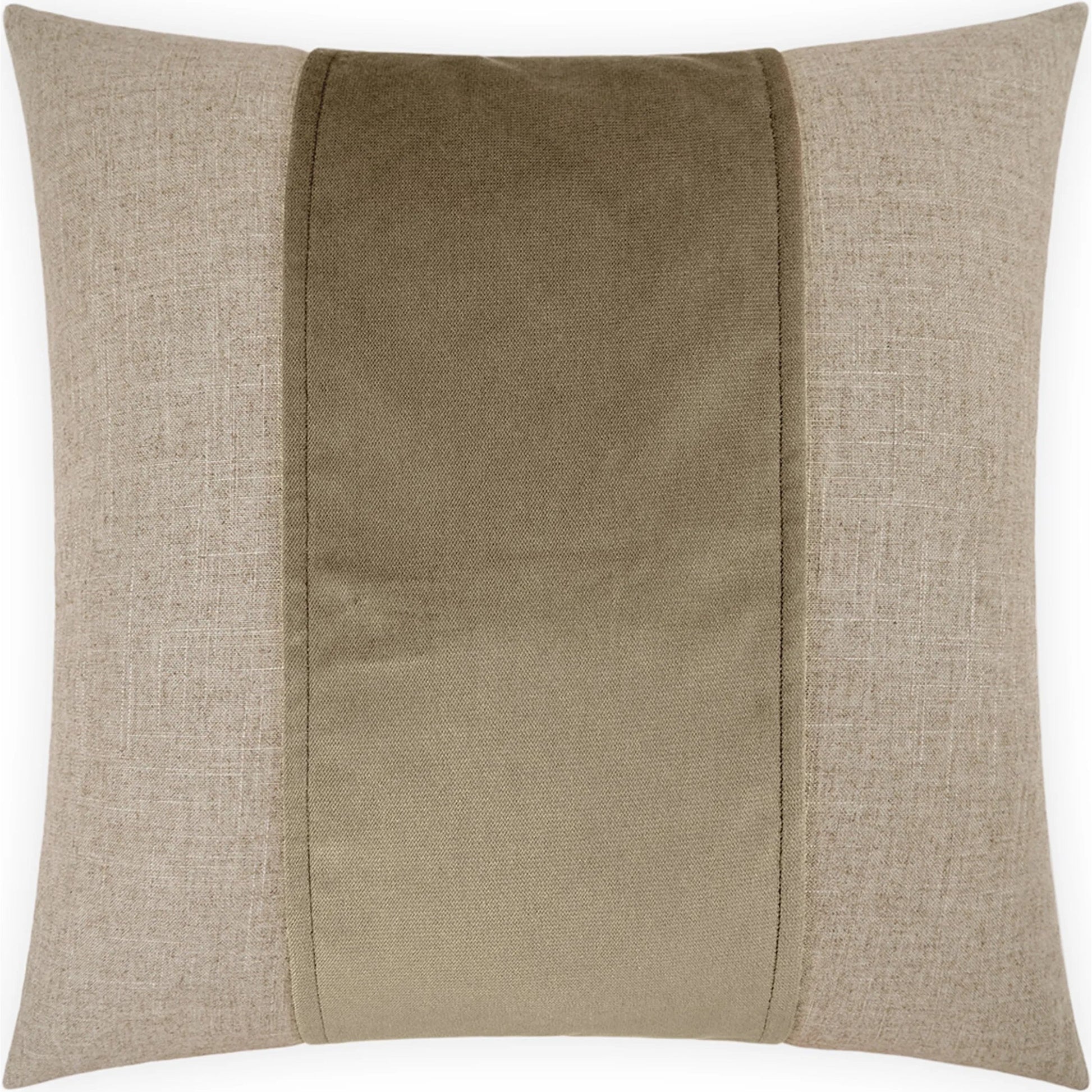 Jefferson Pillow by DV Kap Home. Made from 55% linen, 45% viscose in a transitional style.