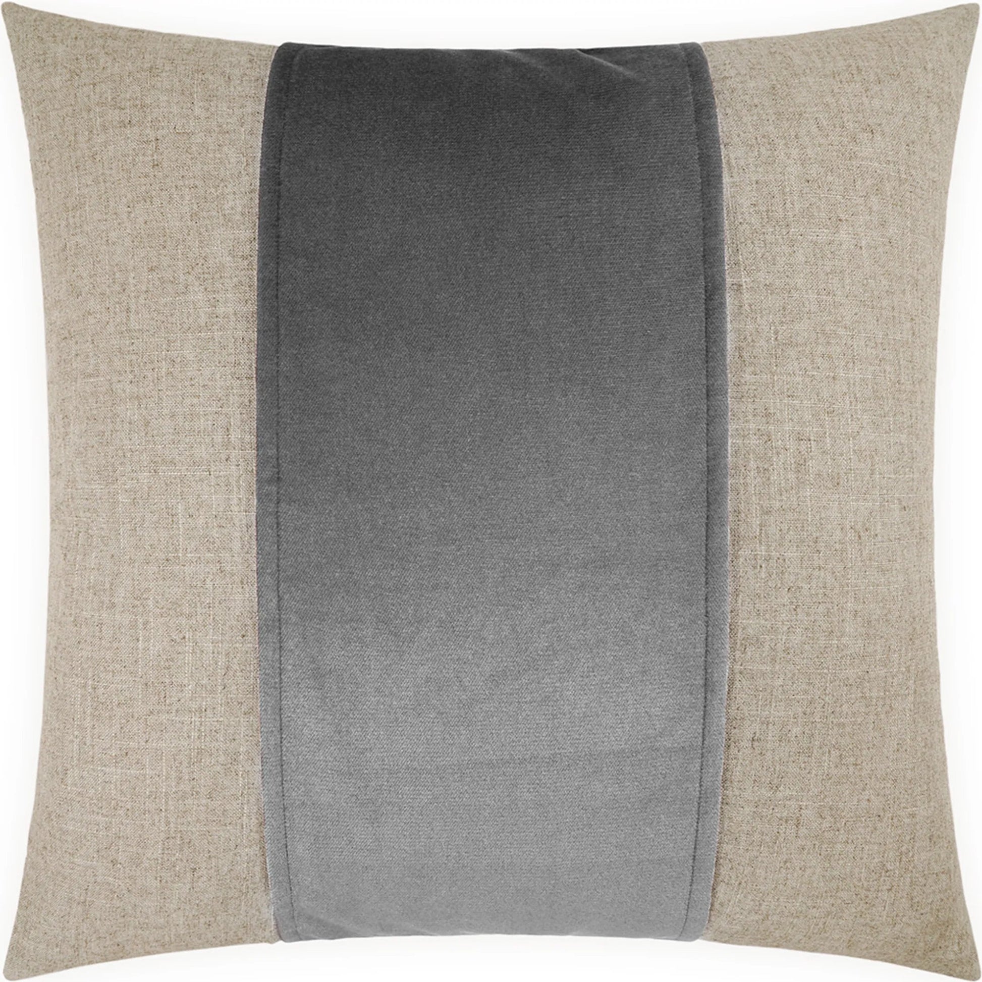 Jefferson Pillow by DV Kap Home. Made from 55% linen, 45% viscose in a transitional style.