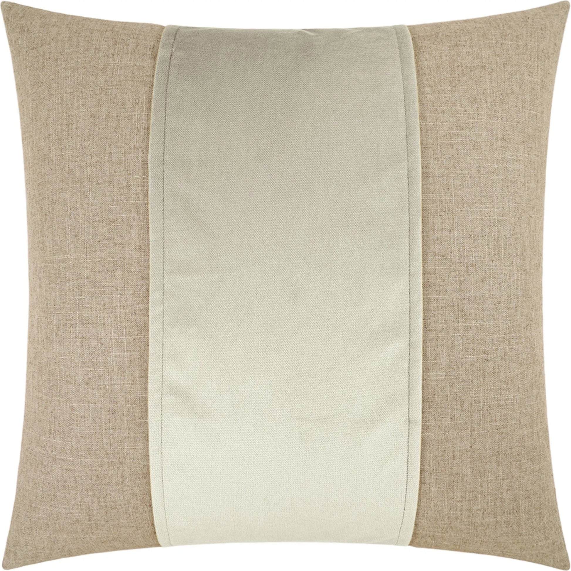 Jefferson Pillow by DV Kap Home. Made from 55% linen, 45% viscose in a transitional style.