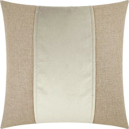 Jefferson Pillow by DV Kap Home. Made from 55% linen, 45% viscose in a transitional style.