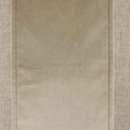 Jefferson Pillow by DV Kap Home. Made from 55% linen, 45% viscose in a transitional style.