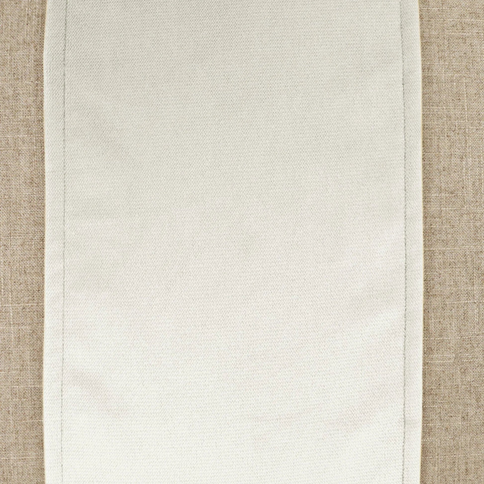 Jefferson Pillow by DV Kap Home. Made from 55% linen, 45% viscose in a transitional style.
