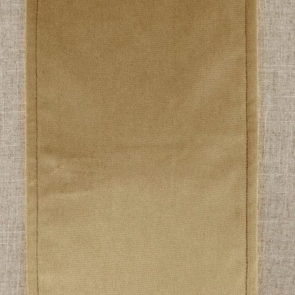Jefferson Pillow by DV Kap Home. Made from 55% linen, 45% viscose in a transitional style.