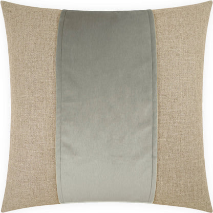 Jefferson Pillow by DV Kap Home. Made from 55% linen, 45% viscose in a transitional style.