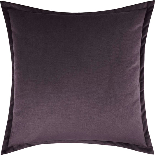 Belvedere Flange Pillow by DV Kap Home. Made from 100% polyester in a unique style.