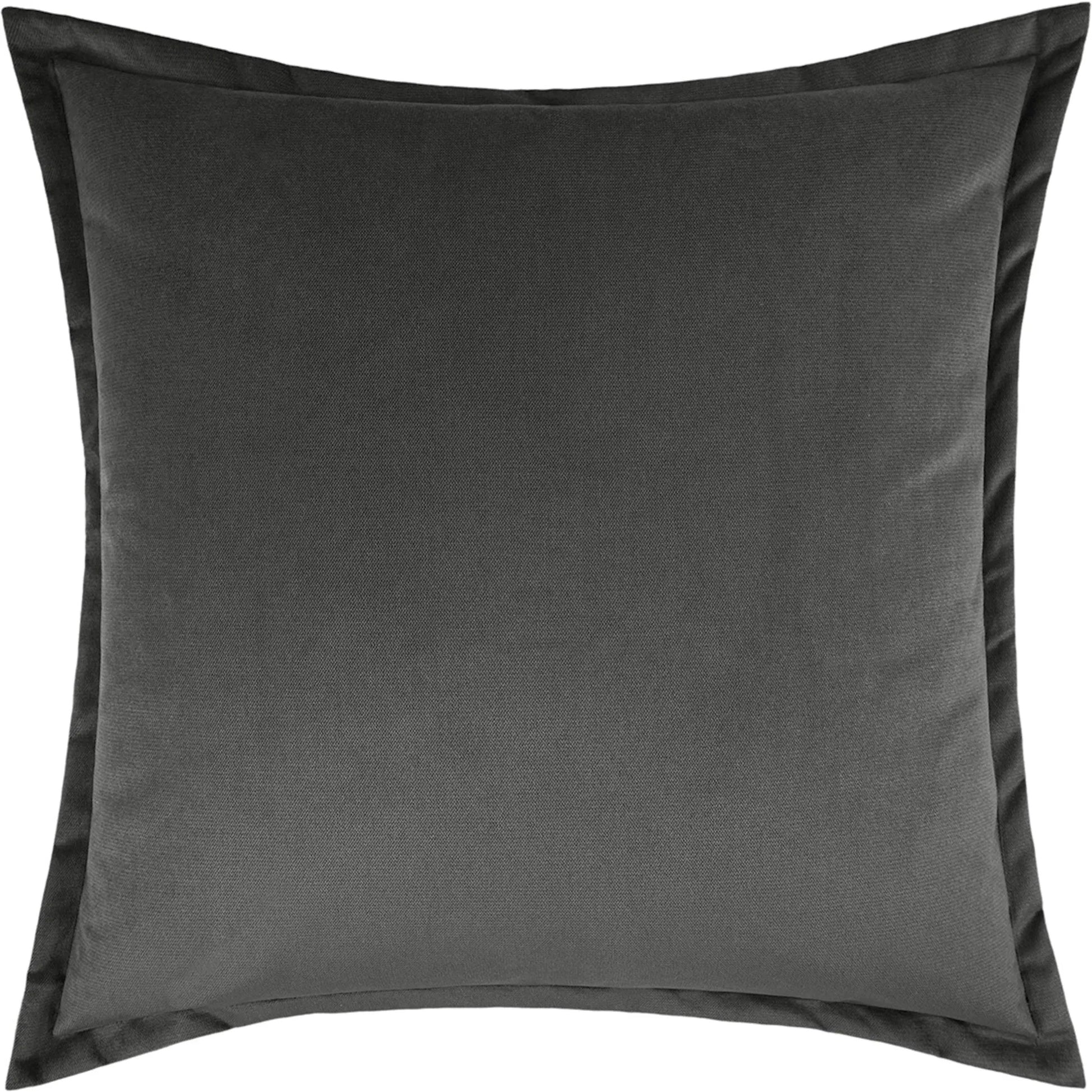 Belvedere Flange Pillow by DV Kap Home. Made from 100% polyester in a unique style.