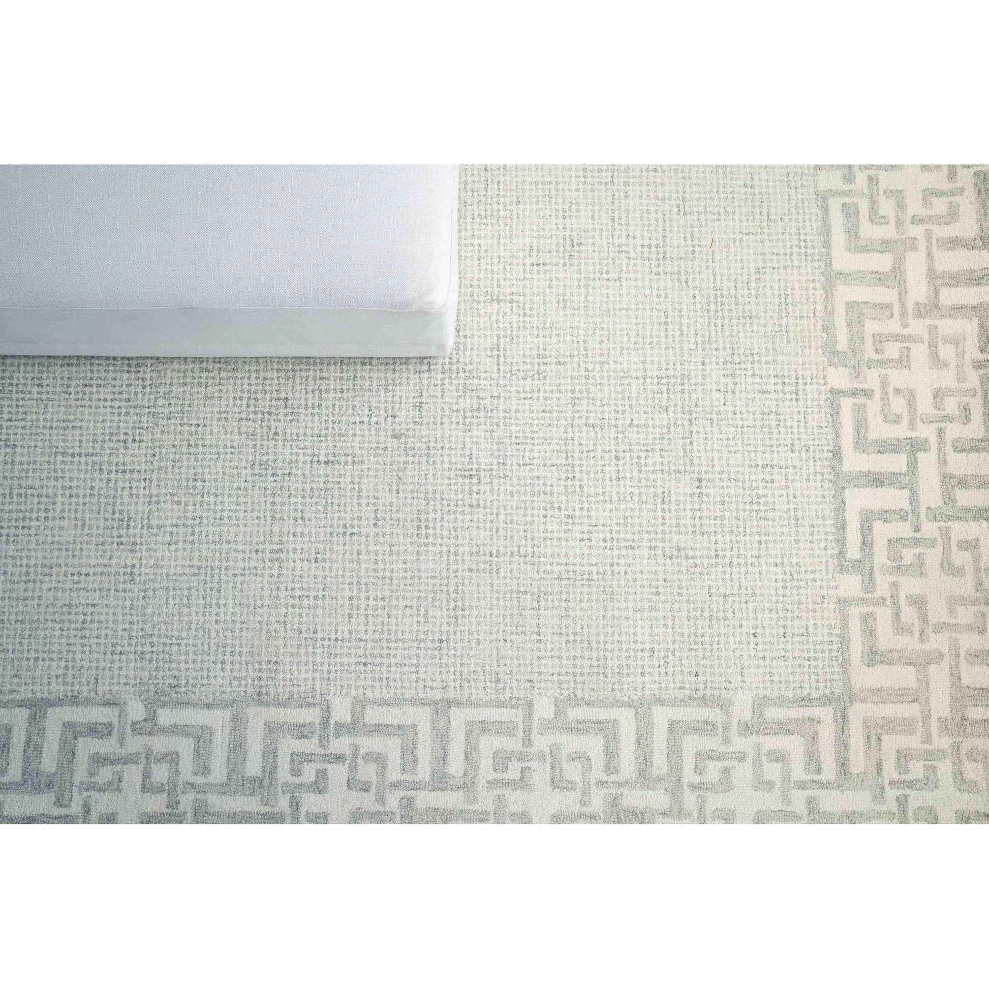 Caprice 2706 Rug by Exquisite Rugs in silver, ivory. Made from new zealand wool in a unique style.