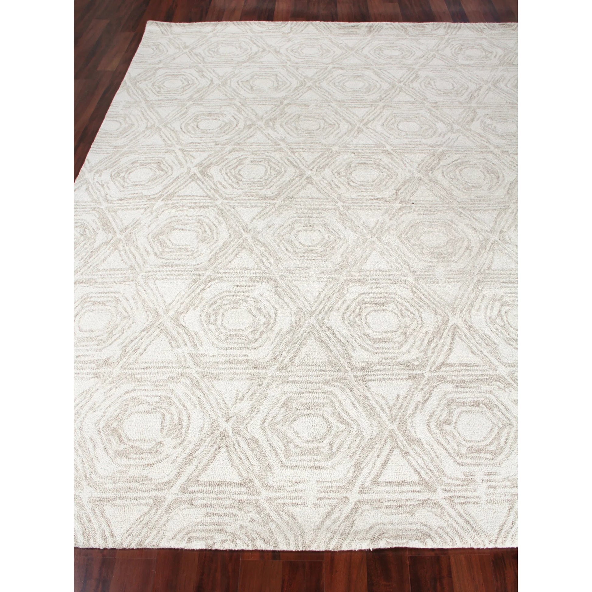 Caprice 2710 Rug by Exquisite Rugs in beige, ivory. Made from new zealand wool in a unique style.
