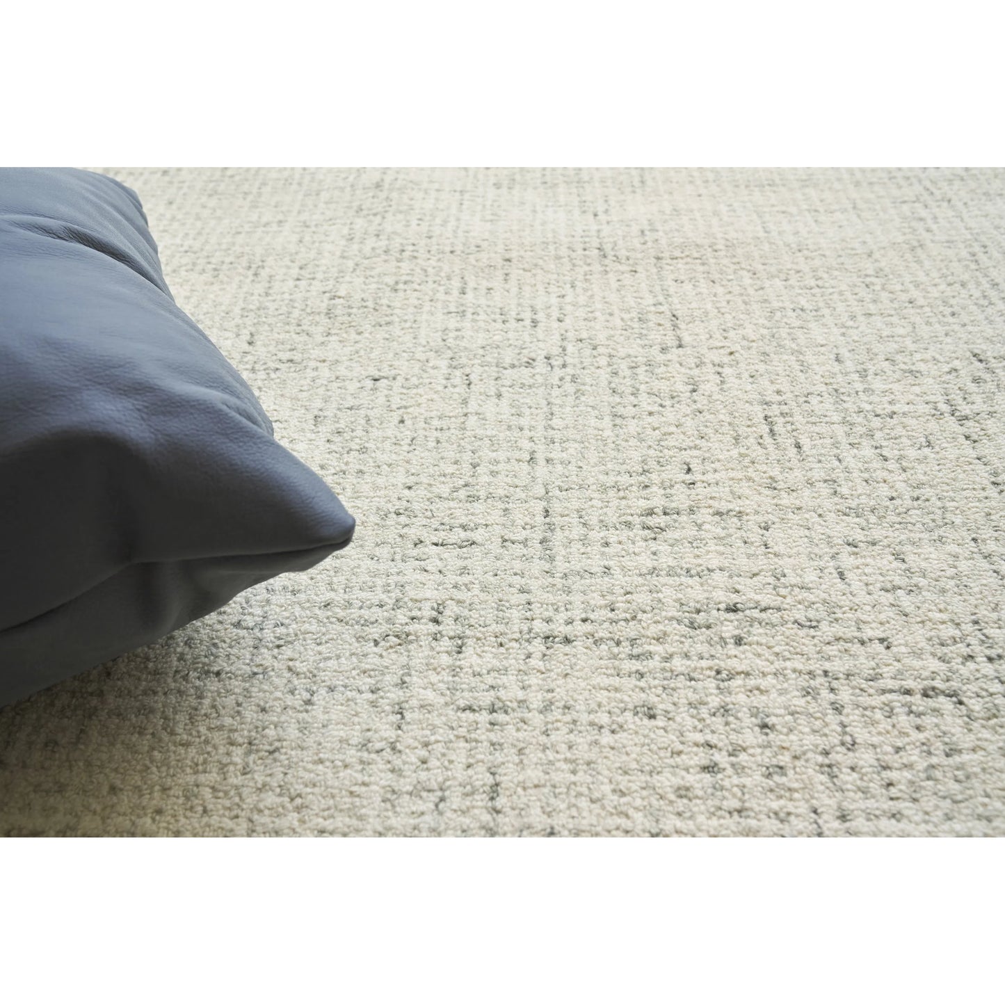 002 SI-2221835,SI-2293608 | Additional Silo | Caprice 2718 Rug by Exquisite Rugs in gray, ivory. Made from new zealand wool in a unique style.