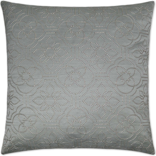 Ruched up by DV Kap Home. Made from base: 100% polyester, embroidery: 100% polyester in a transitional style.
