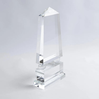 Crystal Obelisk by Global Views. Made from crystal in a modern style.