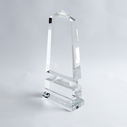 Crystal Obelisk by Global Views. Made from crystal in a modern style.