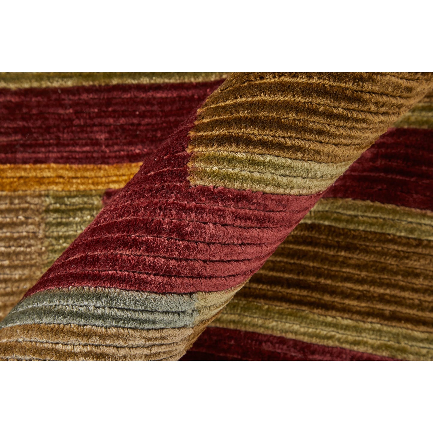 003 SI-1869166,SI-1869167,SI-1869168,SI-1869169 | Closeup | Keystone - 7174F by Feizy in red, gold. Made from wool, viscose in a unique style.