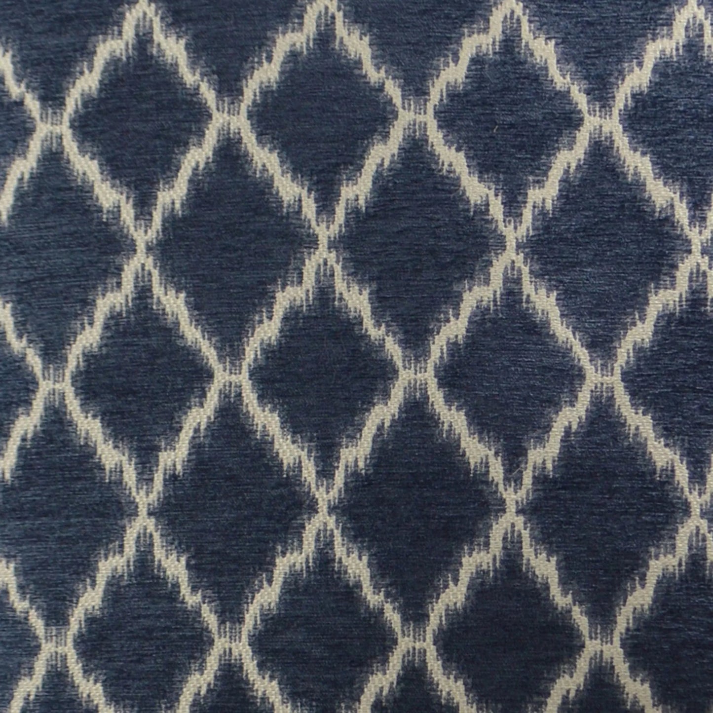 004 SI-2380817 | Closeup | Chateau Pillow by DV Kap Home. Made from 85% polyester, 15% cotton in a transitional style.