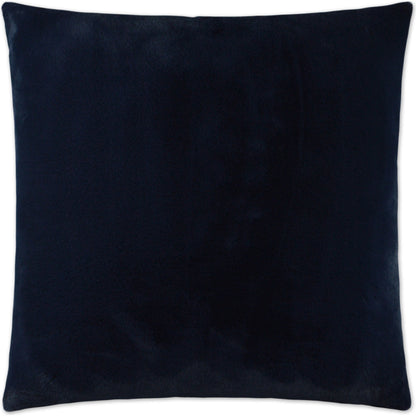 Furocious by DV Kap Home. Made from 100% polyester in a modern style.