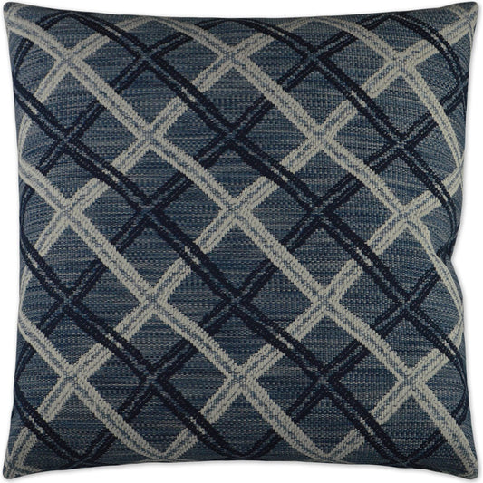 Passata Pillow by DV Kap Home. Made from 71% cotton, 29% polyester in a unique style.
