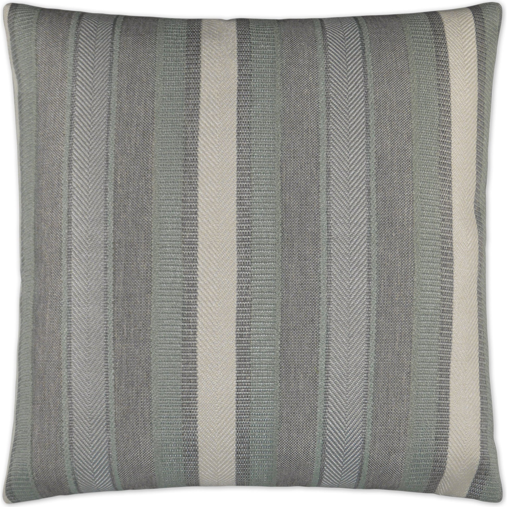 Habitat by DV Kap Home. Made from 100% polyester in a transitional style.