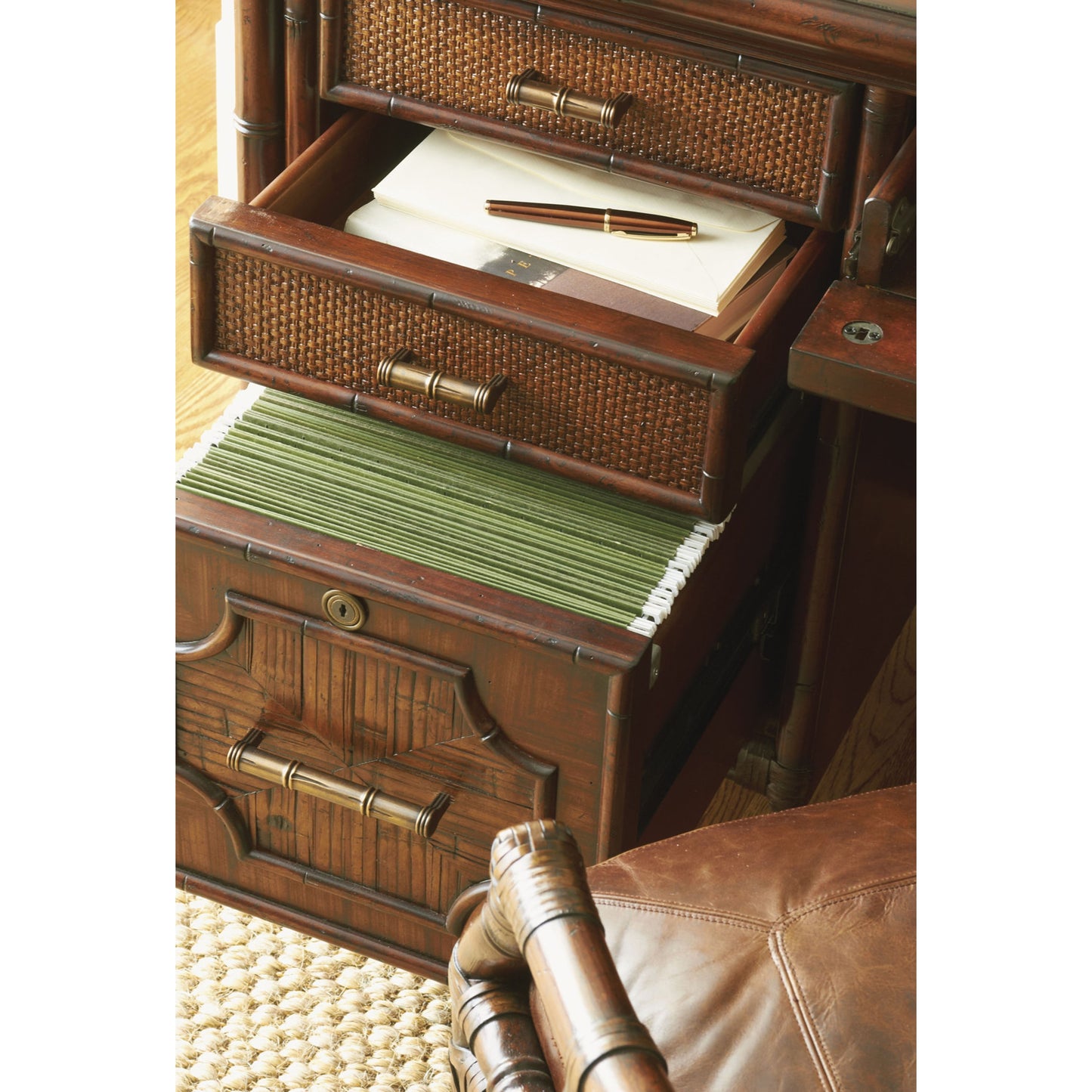 005 SR-835848 | Lifestyle | Isle of Palms Credenza by Sligh. Made from unique in a traditional style.