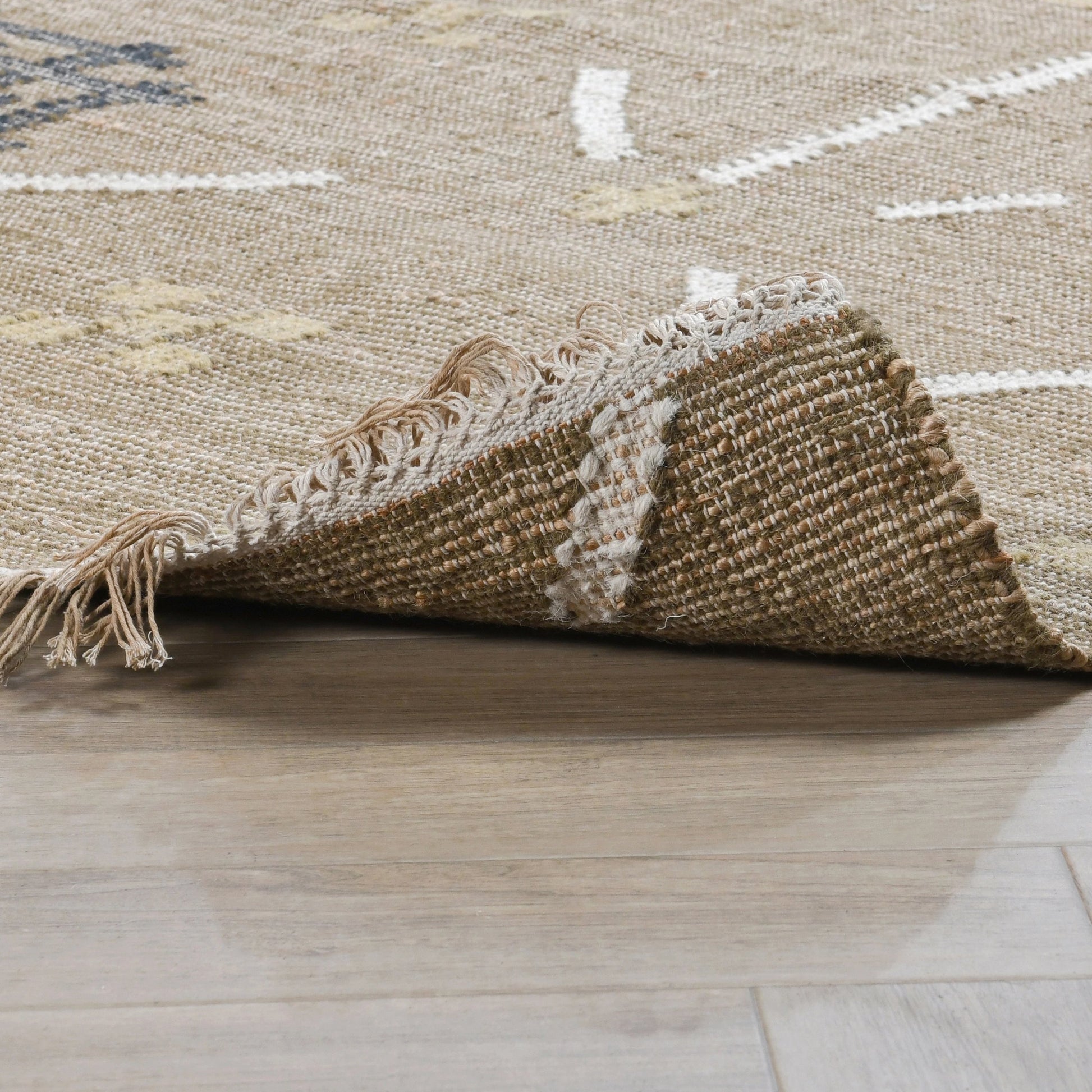 Belfast Wool Blend Area Rug by Villa by Classic Home. Made from 60% wool, 30% jute, 10% cotton in a unique style.