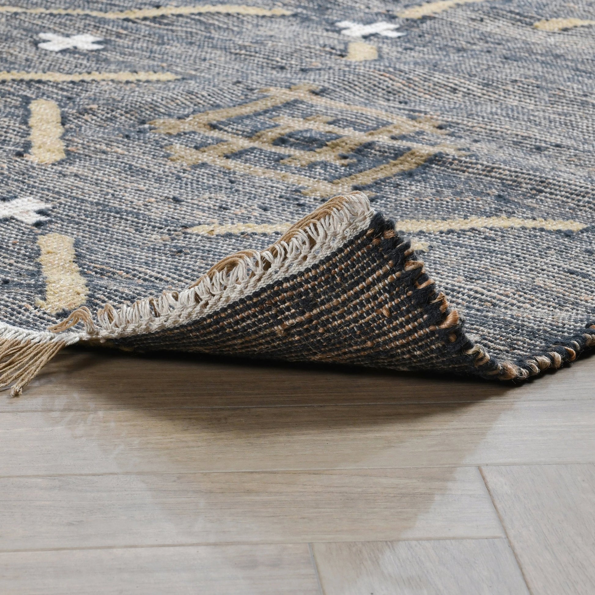 Belfast Wool Blend Area Rug by Villa by Classic Home. Made from 60% wool, 30% jute, 10% cotton in a unique style.