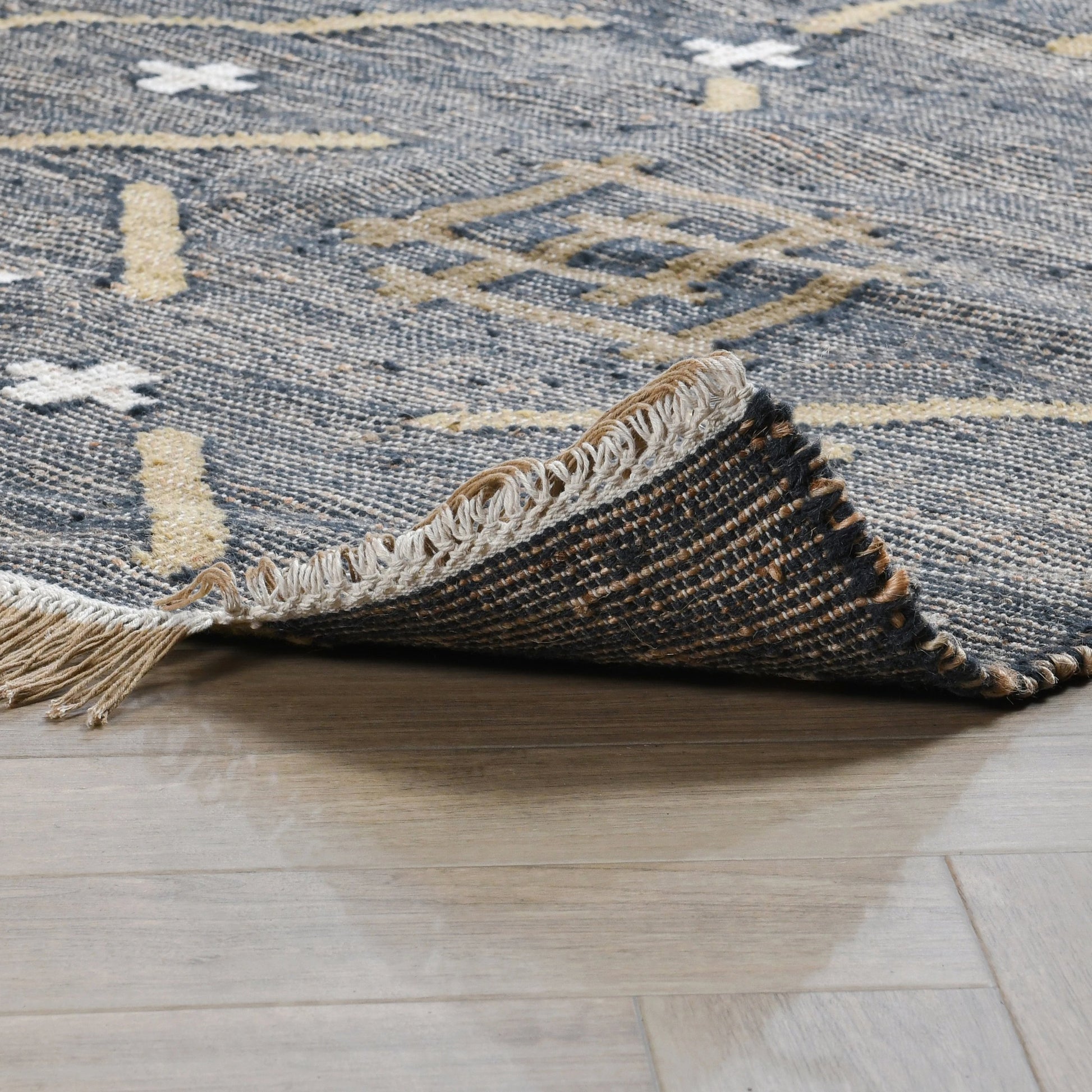 Belfast Wool Blend Area Rug by Villa by Classic Home. Made from 60% wool, 30% jute, 10% cotton in a unique style.