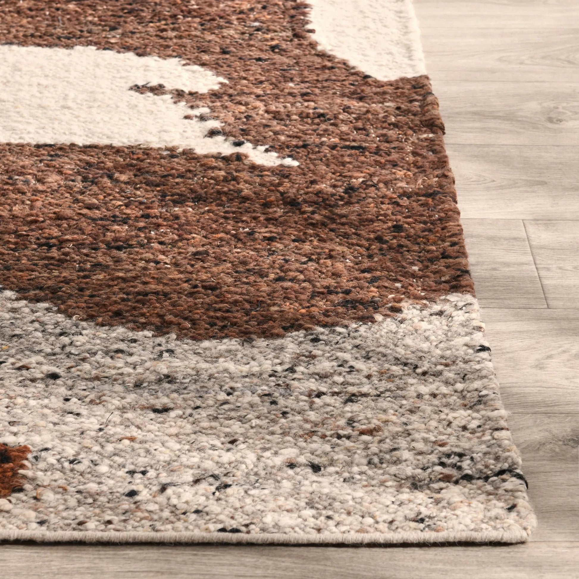 Hesperia Wool Pattern Rug by Villa by Classic Home. Made from 100% wool in a unique style.