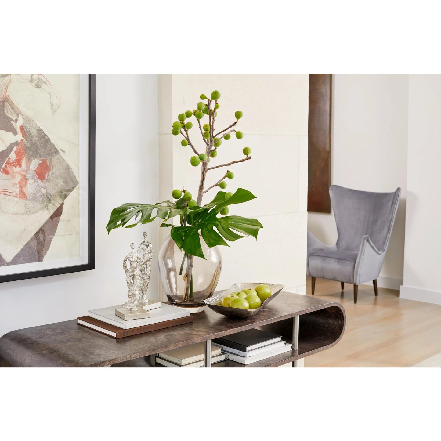 005 SI-2446313 | Lifestyle | Balloon Grey Vase by Global Views in grey. Made from art glass in a modern style.
