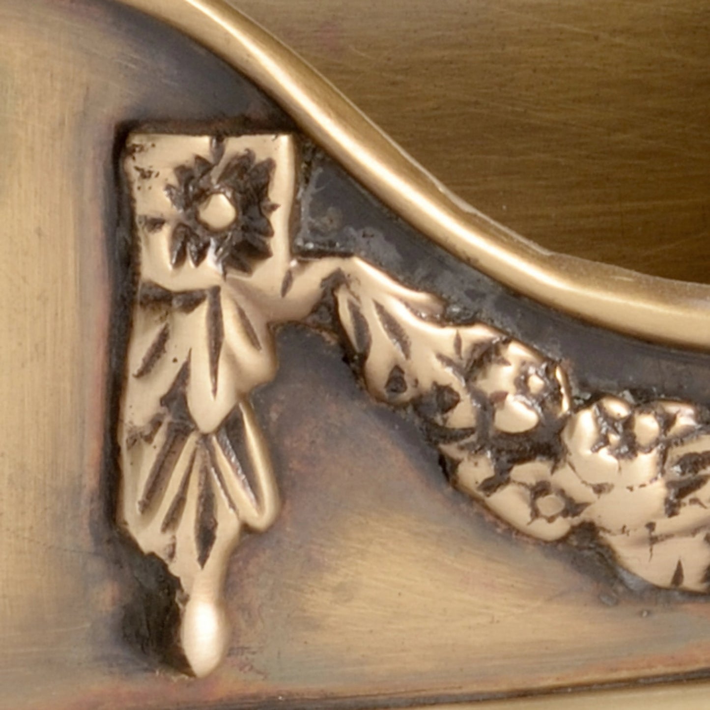 002 SI-2104860 | Closeup | Brass Card Holder by Wildwood in antique. Made from unique in a modern style.