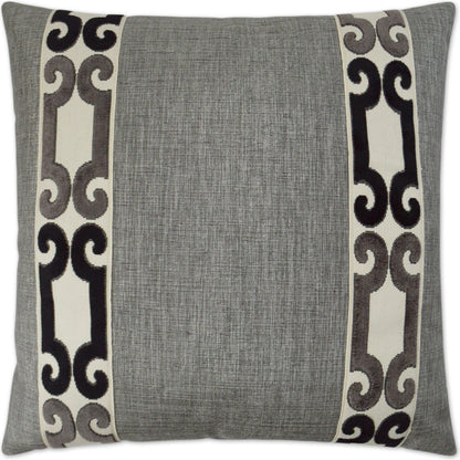 St. Raphael by DV Kap Home. Made from 30% polyester, 70% viscose in a transitional style.