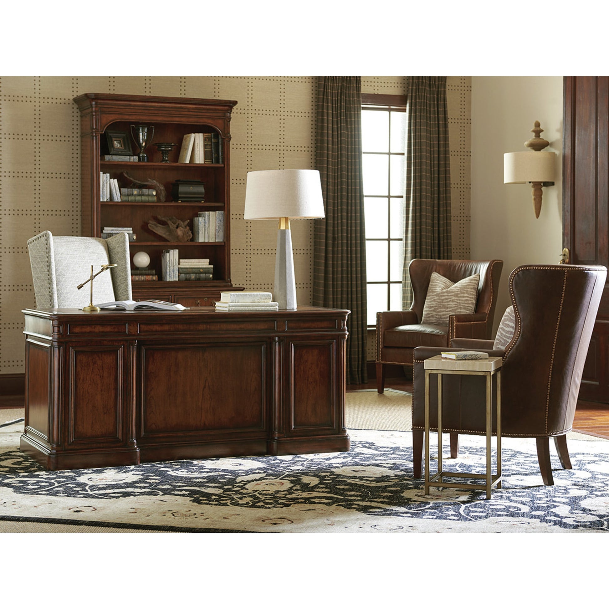 Morgan Executive Desk by Sligh. Made from unique in a traditional style.