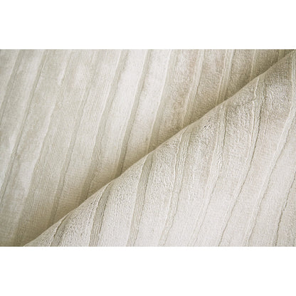 High Low Rug by Exquisite Rugs. Made from viscose in a unique style.