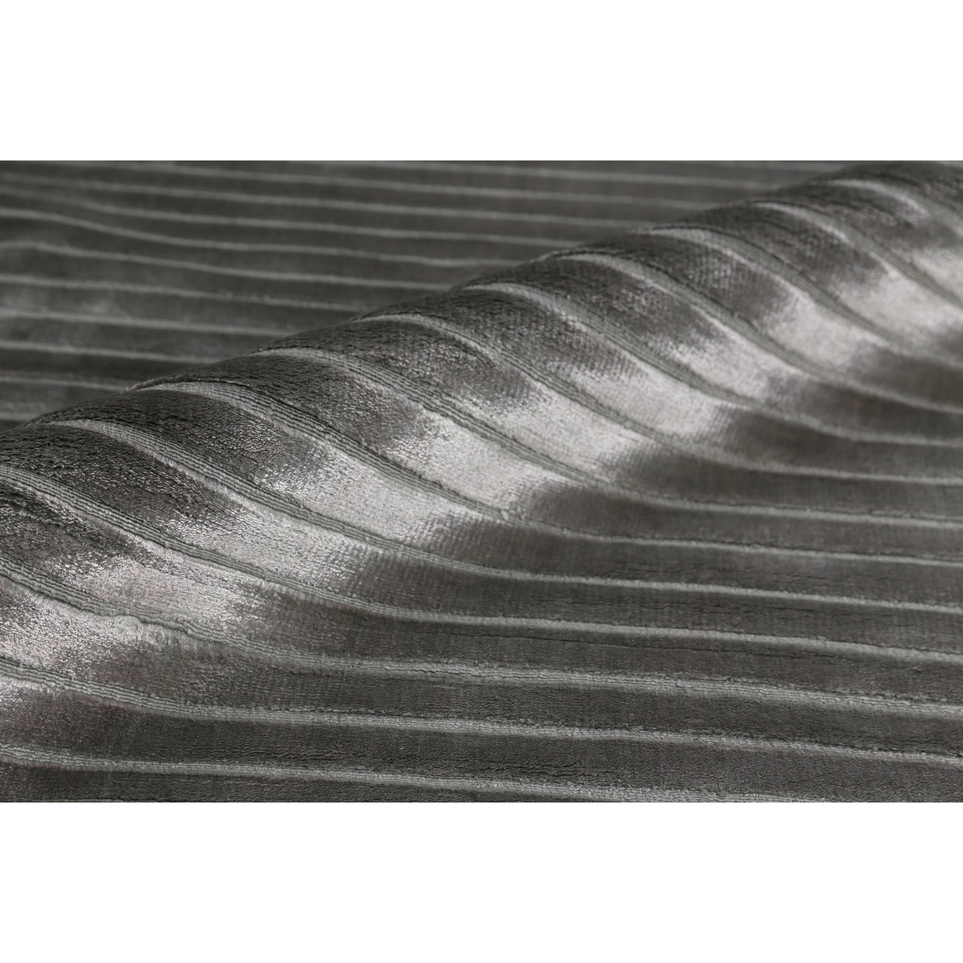 High Low Rug by Exquisite Rugs in dark gray. Made from viscose in a unique style.