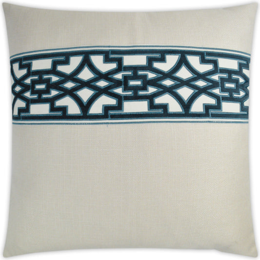 Lyon by DV Kap Home. Made from 30% polyester, 70% viscose in a transitional style.