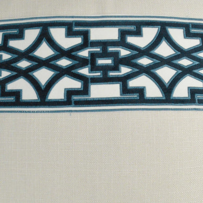 Lyon Pillow by DV Kap Home. Made from 30% polyester, 70% viscose in a traditional style.