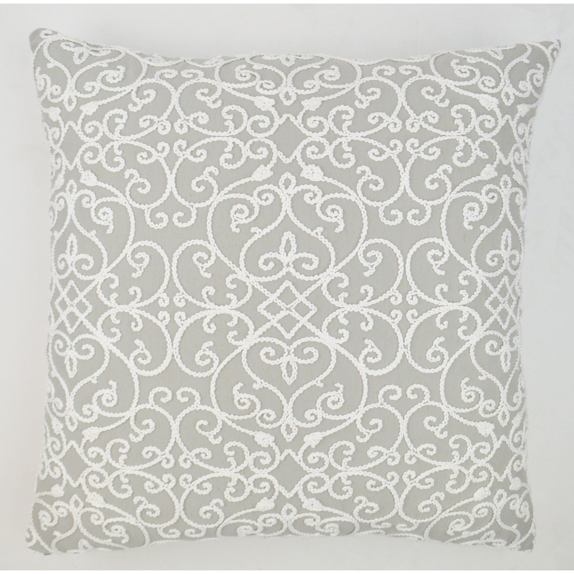 Serafim by DV Kap Home. Made from 85% polyester, 15% linen in a transitional style.