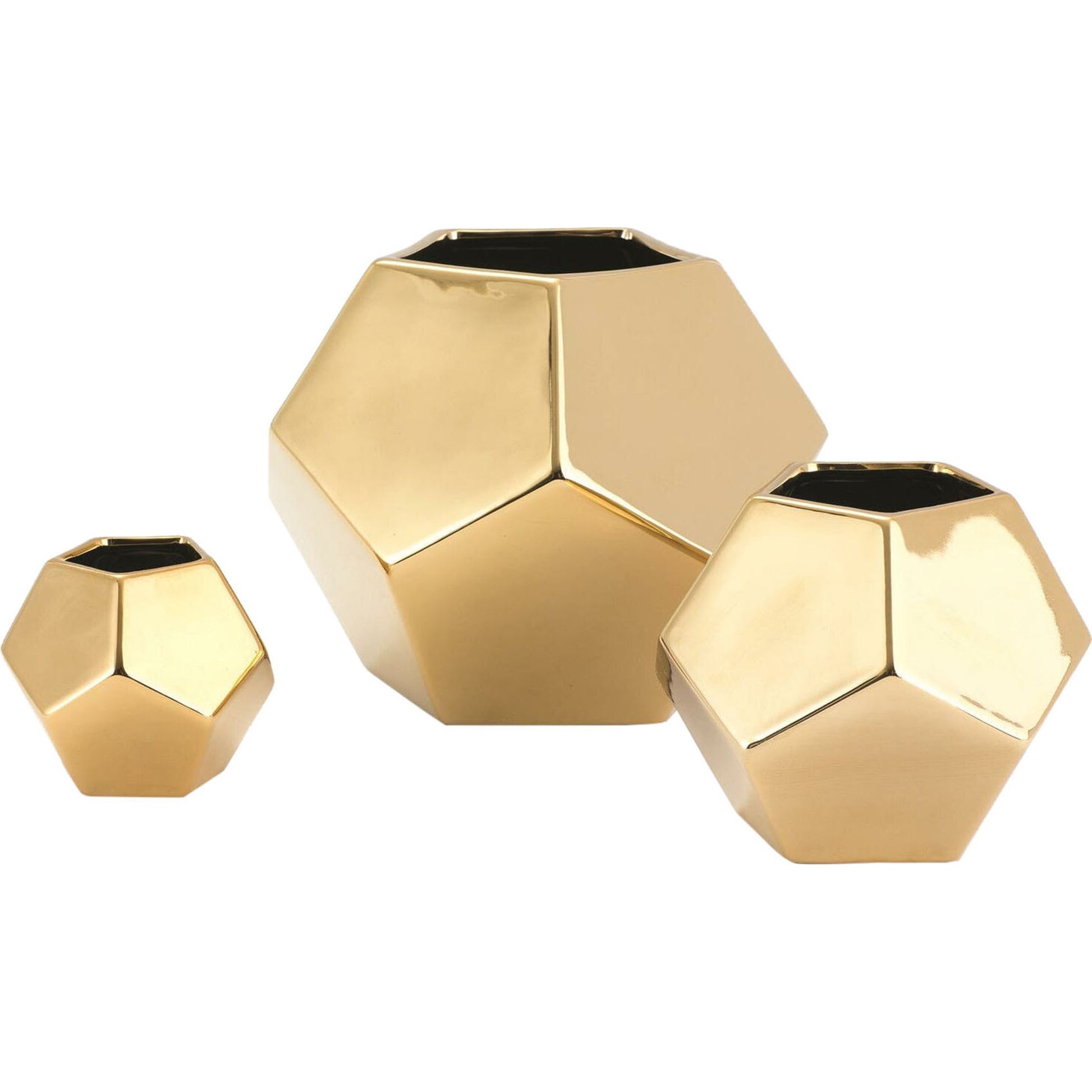 Faceted Vase by Global Views. Made from ceramic in a modern style.